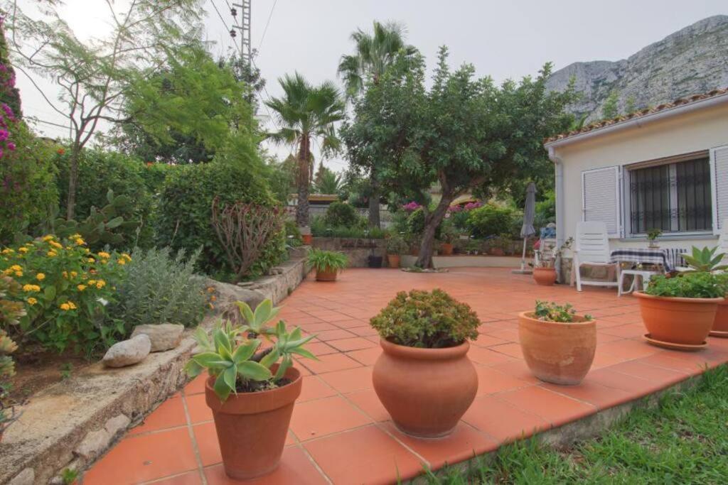 Villa Agradable casa con piscina privada y jardín Dénia Exterior foto